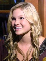 Olivia Holt Height - How Tall What is the height of Olivia Holt?