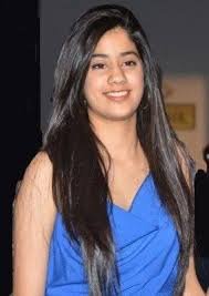 Jhanvi Kapoor Height - How Tall What is the height of Jhanvi Kapoor?